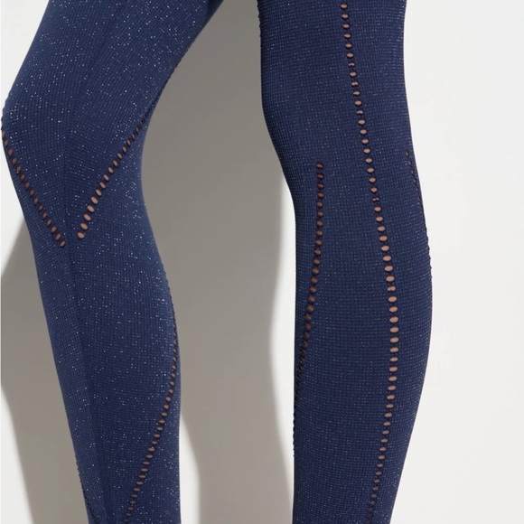 NWT Spiritual Gangster Shimmer Seamless Two Piece Set - Picture 6 of 16